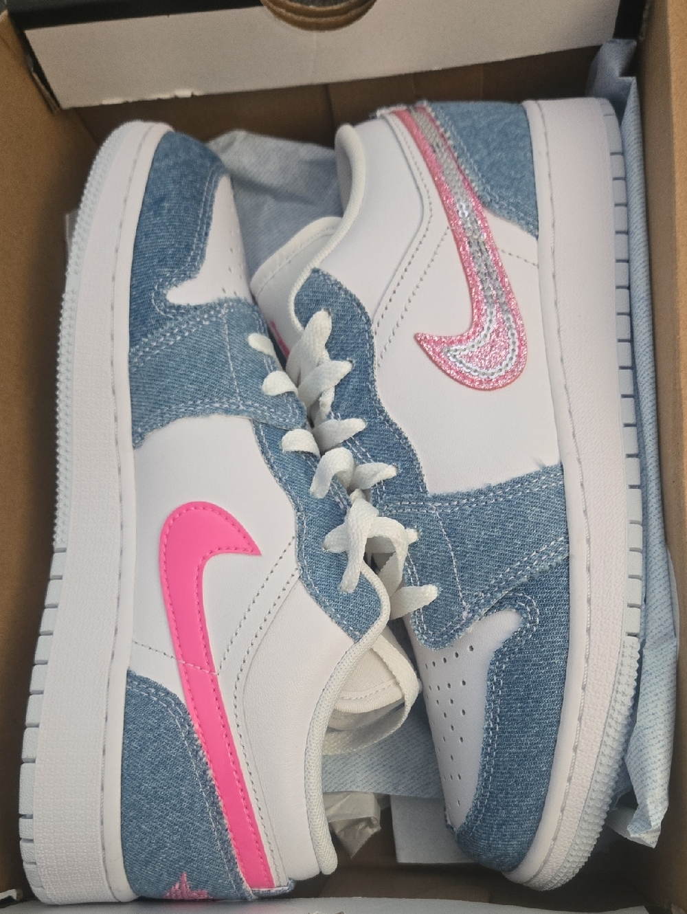 Air Jordan 1   LOW SE (GS) , Denim & Pink GLOW WHITE GLITTER